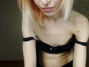 Natural goddess has a great body that wants to be given orgasms